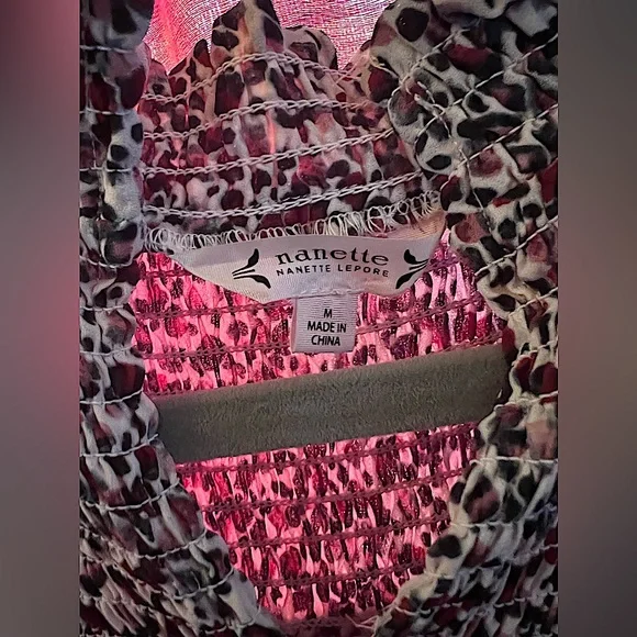 Size medium - Picture 3 of 3